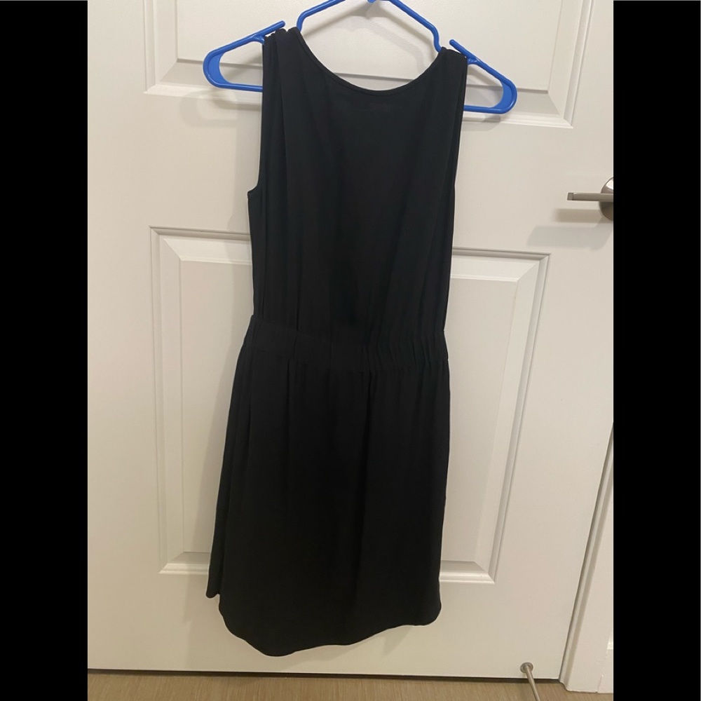 Therory beautiful black dress